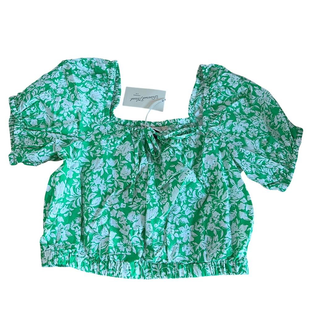 Universal Thread Women's Green Floral Short Sleeve Peasant Top - Size XS - NWT